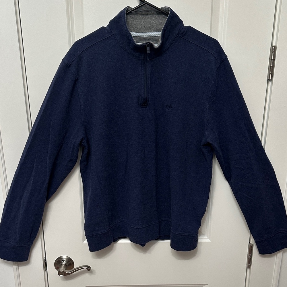 Southern Tide Navy and Gray Pullover